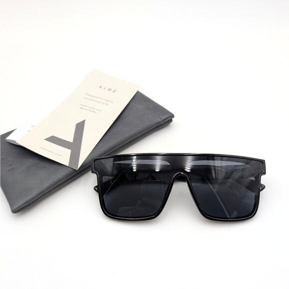Aire Ara Unisex Square Sunglasses Shiny Black Frame W/ Smoke Mono Lens One Size - Picture 1 of 7
